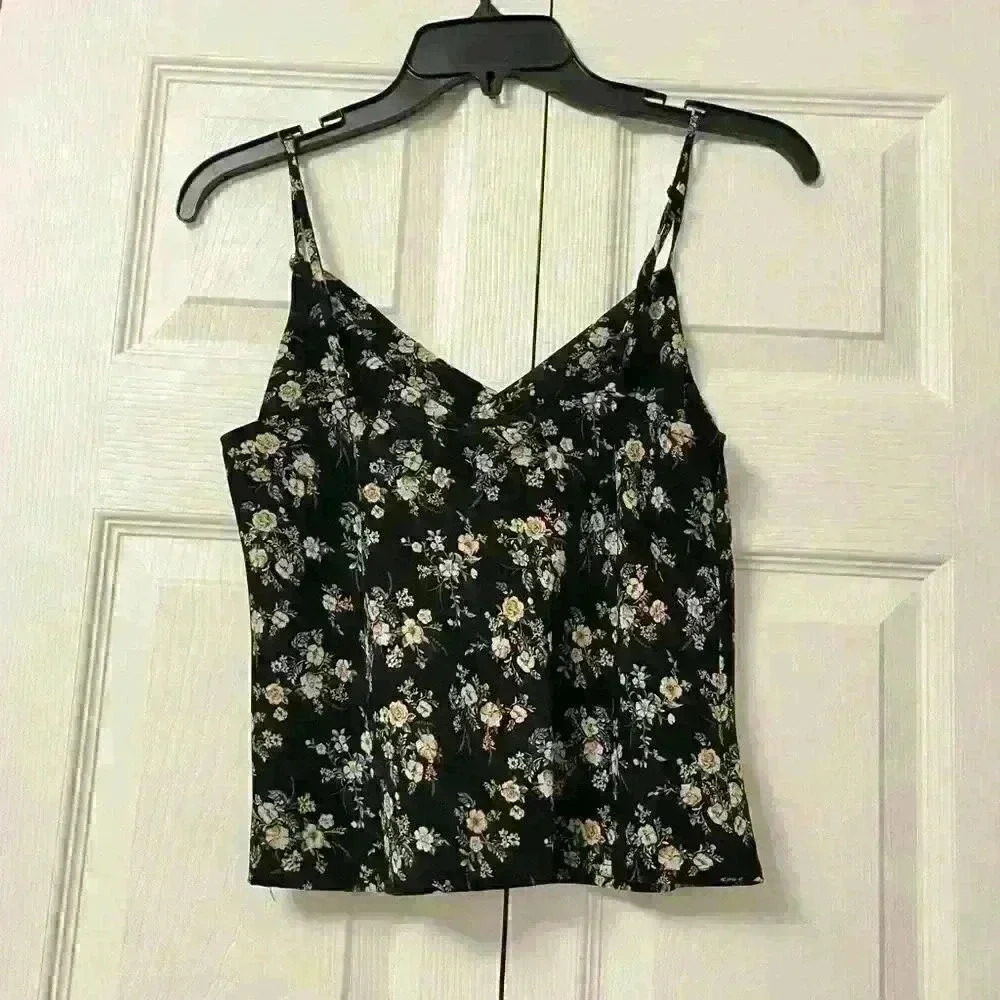 Forever 21 shirt - Picture 2 of 3